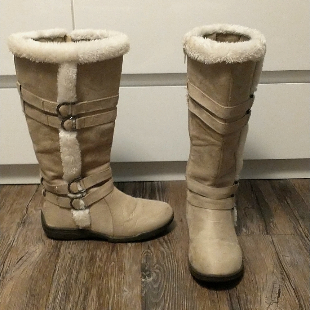 Knee High Boots with Fur
